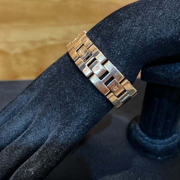 Beautiful Rose Gold Guess Watch with Rhinestones - Picture 3 of 7
